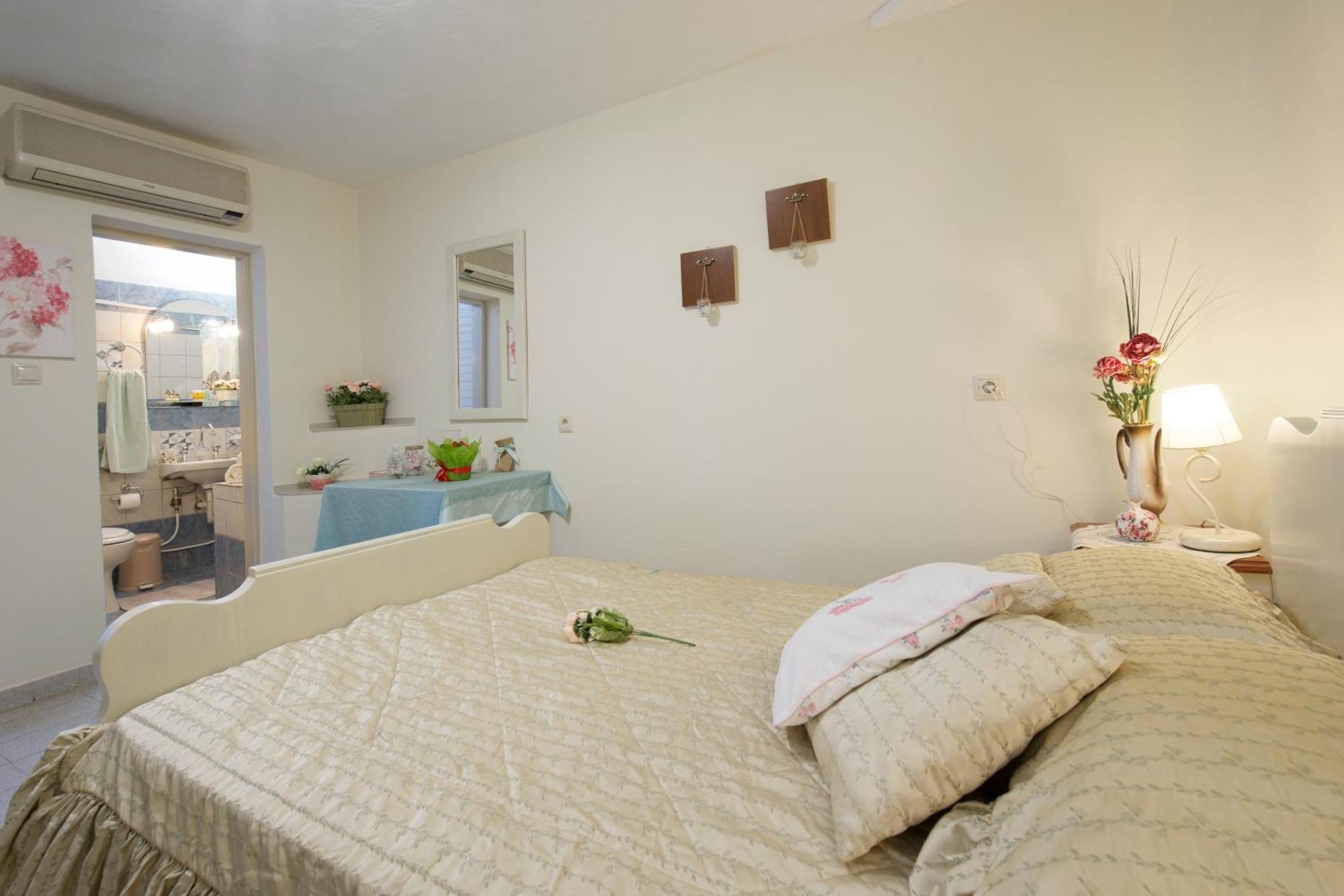 Erato Apartment In Argostoli Exterior foto